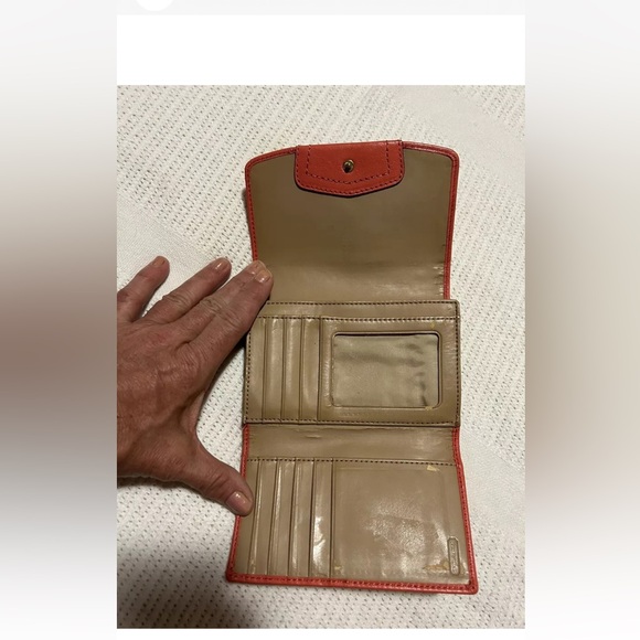 Y2K Coach Ashley Pleated Leather Tri-Fold Leather Wallet Coral - Picture 4 of 8